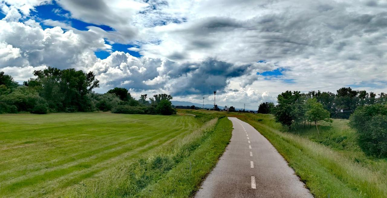 Sunset House Piestany Cervena Veza Apartman Bánka Kültér fotó